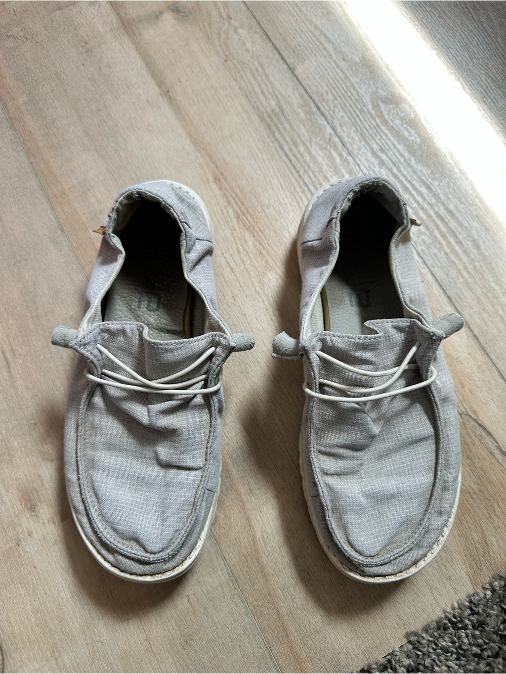 Hey dude shoes